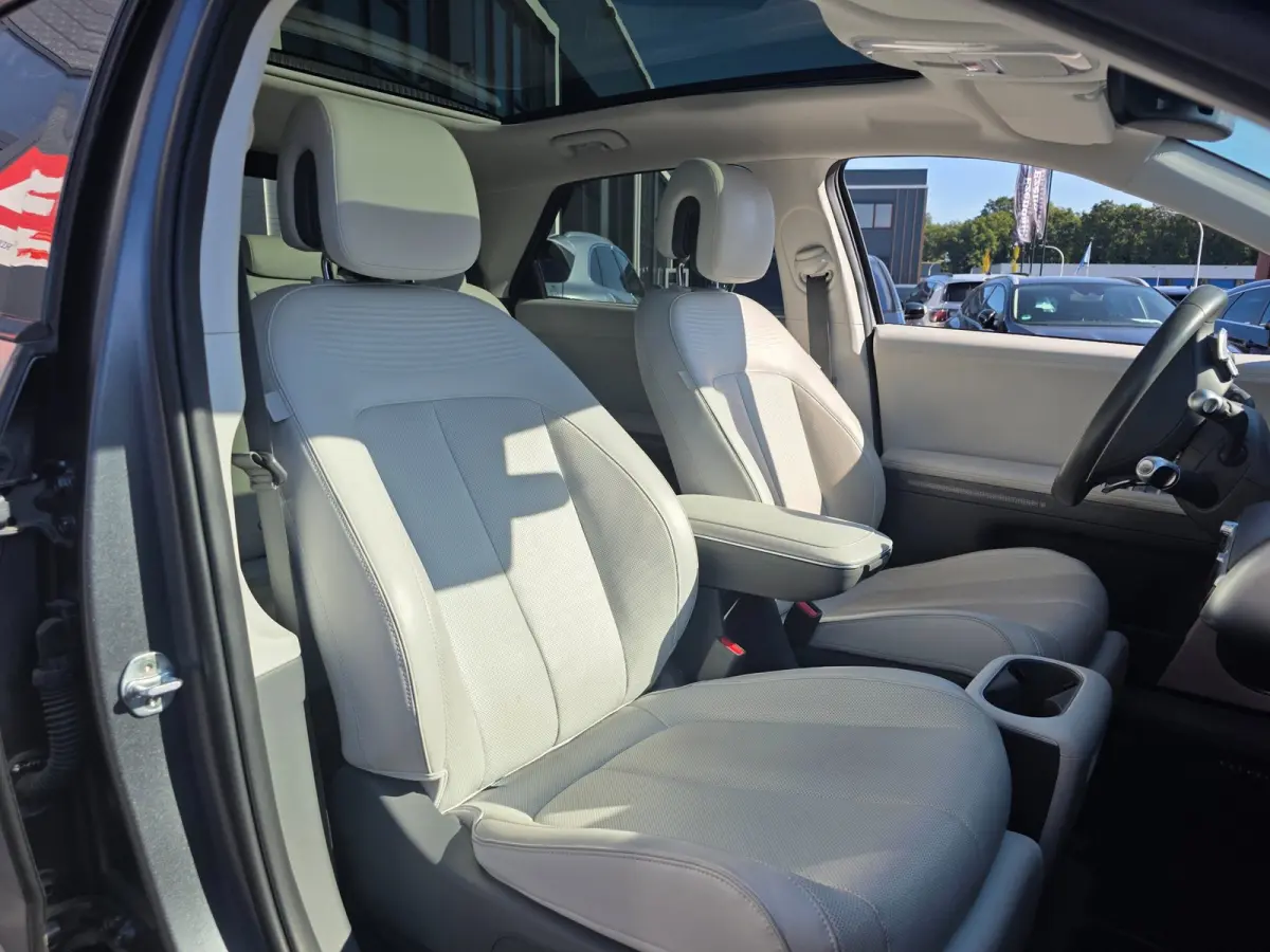 Lounge 73kWh | 100% SOH | PANO | LEDER | FULL OPTION