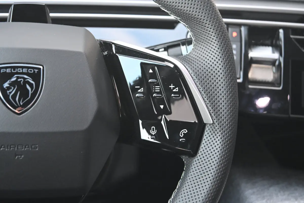 GT Avantage 210 73 kWh DEMO-DEAL! Tot 8 Jaar Garantie! | Massage | Elektr. Achterklep | Adaptive Cruise | 360 Camera | Elektr. Stoelen | Keyless-Entry | !!