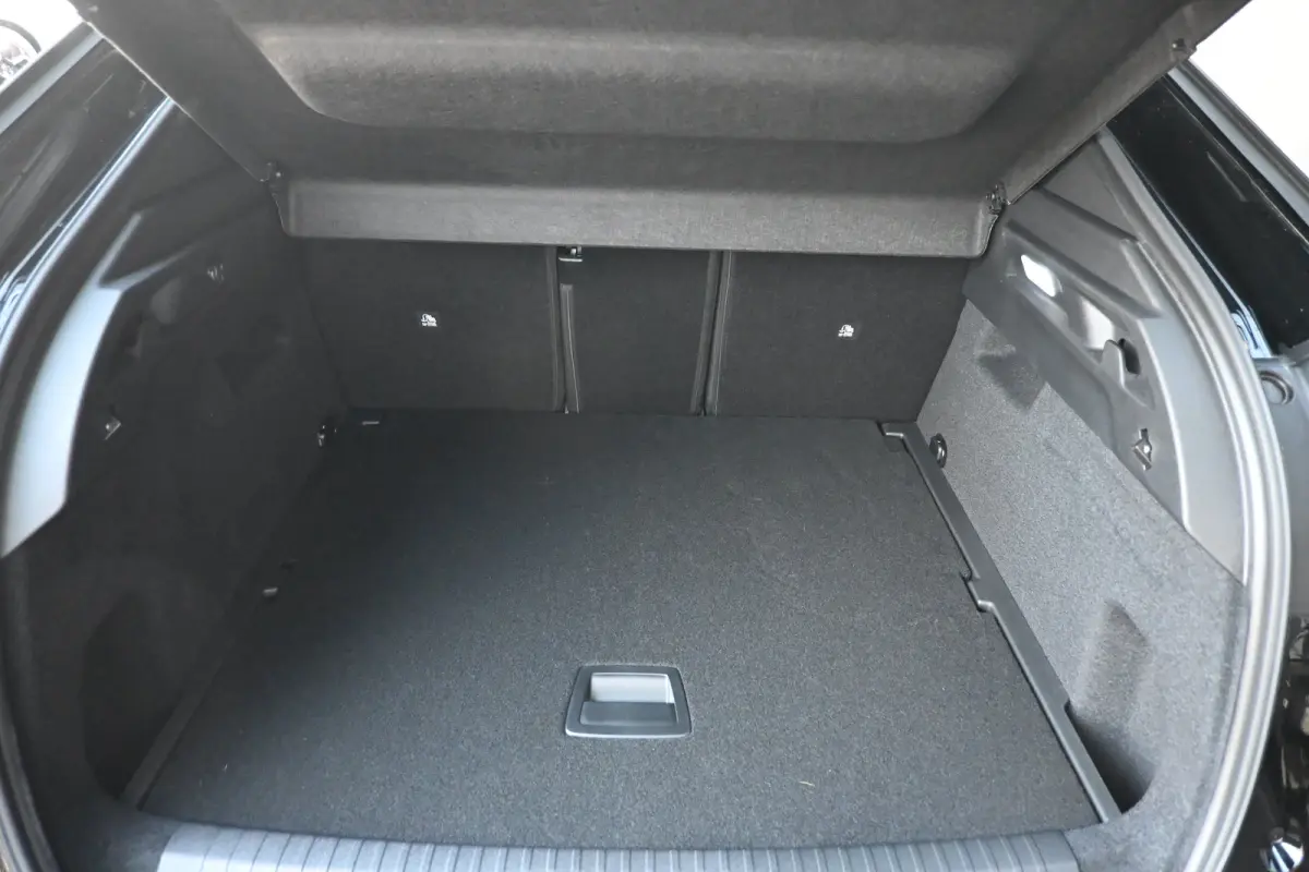 GT Avantage 210 73 kWh DEMO-DEAL! Tot 8 Jaar Garantie! | Massage | Elektr. Achterklep | Adaptive Cruise | 360 Camera | Elektr. Stoelen | Keyless-Entry | !!