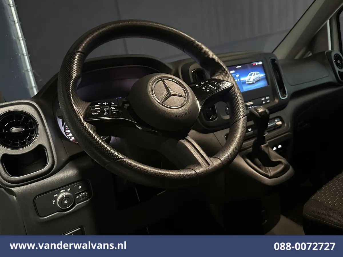 116 CDI 164pk 2025 Model L2H1 Euro6 Airco | Camera | Navigatie | Cruisecontrol | Stoelverwarming Parkeersensoren, Bijrijdersbank