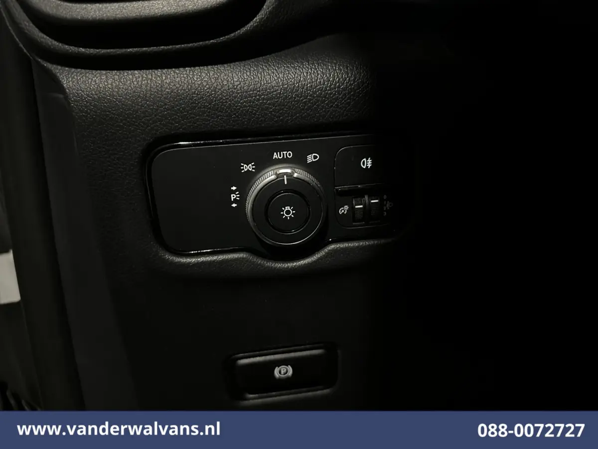 116 CDI 164pk 2025 Model L2H1 Euro6 Airco | Camera | Navigatie | Cruisecontrol | Stoelverwarming Parkeersensoren, Bijrijdersbank