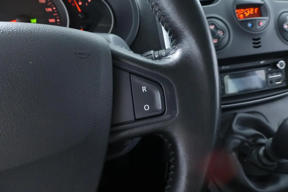 1.2 TCe |CRUISE|CLIMA|PRAKTISCH|BLUETOOTH