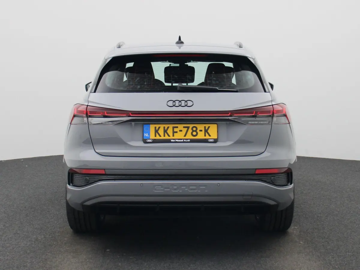40 S Edition 63 kWh 204 PK | Demo | S-line | Navigatie | 360 Camera | Lichtmetalen velgen | Stoelverwarming |