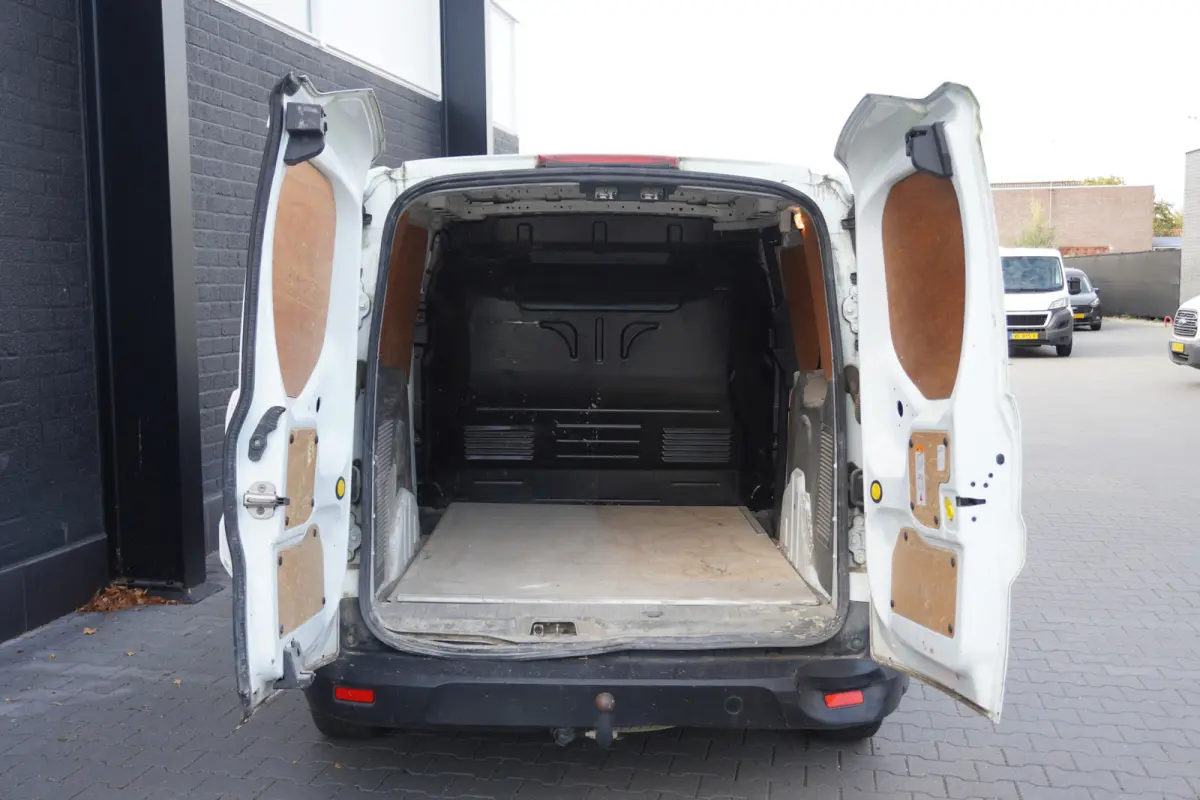 1.5 EcoBlue EURO 6 - Airco - Carkit - Trekhaak - €12.499,- Excl.