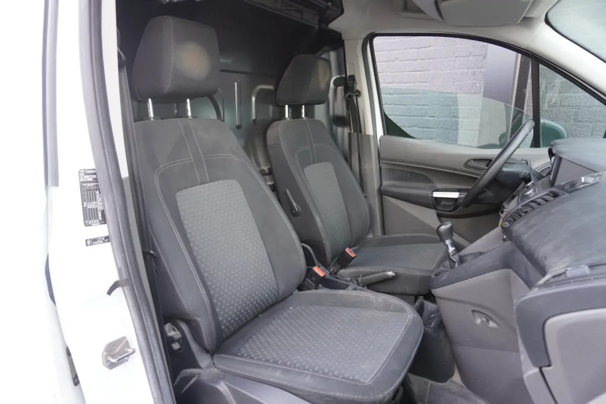 1.5 EcoBlue EURO 6 - Airco - Carkit - Trekhaak - €12.499,- Excl.