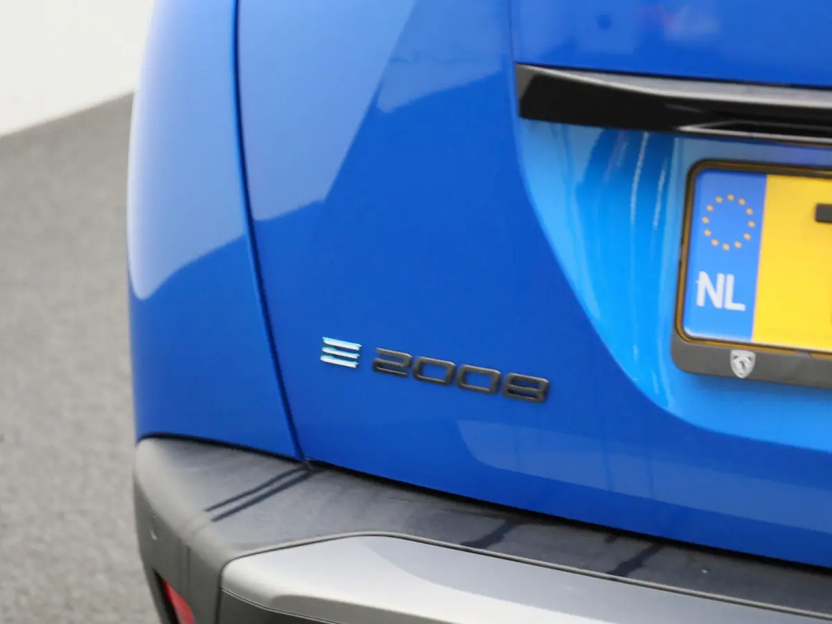 EV Active 54 kWh | Apple Carplay / Android Auto | 360 Camera | Keyless | 3 Fase |