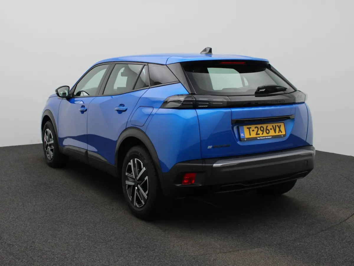 EV Active 54 kWh | Apple Carplay / Android Auto | 360 Camera | Keyless | 3 Fase |