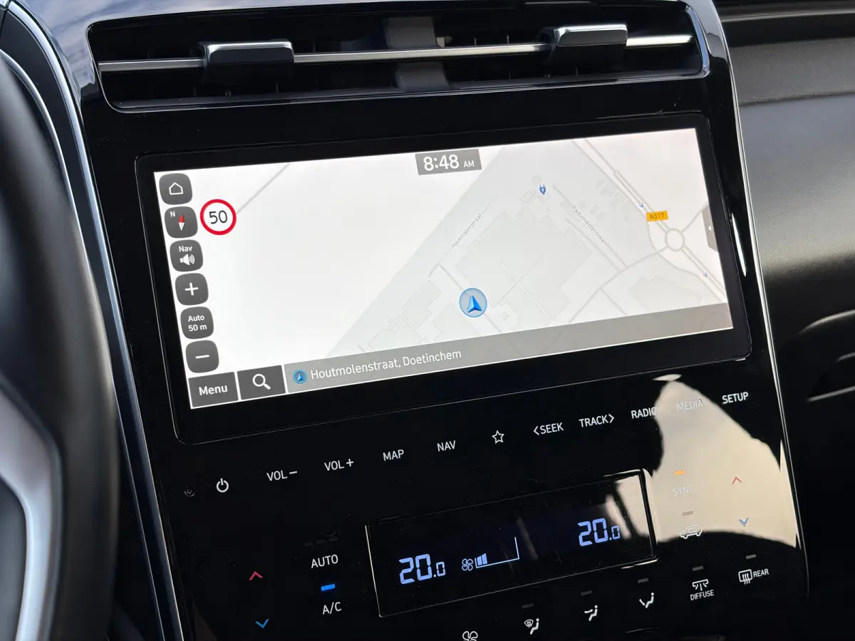 1.6 T-GDI 265pk PHEV Comfort Smart 4WD | Climate | Camera | Carplay | Keyless | Navigatie | Full - Led | Elek. Klep | Winterpakket | 19" Lichtmetaal | Krell Audio | Digitale Cockpit | Parkee