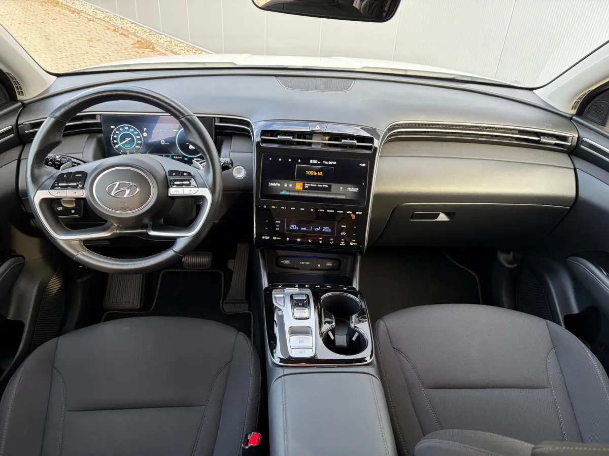 1.6 T-GDI 265pk PHEV Comfort Smart 4WD | Climate | Camera | Carplay | Keyless | Navigatie | Full - Led | Elek. Klep | Winterpakket | 19" Lichtmetaal | Krell Audio | Digitale Cockpit | Parkee