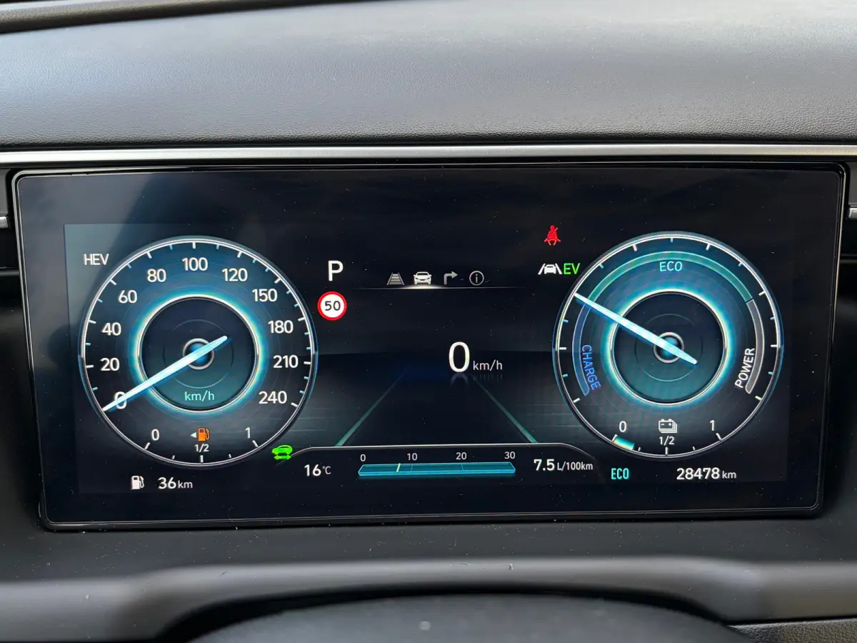 1.6 T-GDI 265pk PHEV Comfort Smart 4WD | Climate | Camera | Carplay | Keyless | Navigatie | Full - Led | Elek. Klep | Winterpakket | 19" Lichtmetaal | Krell Audio | Digitale Cockpit | Parkee