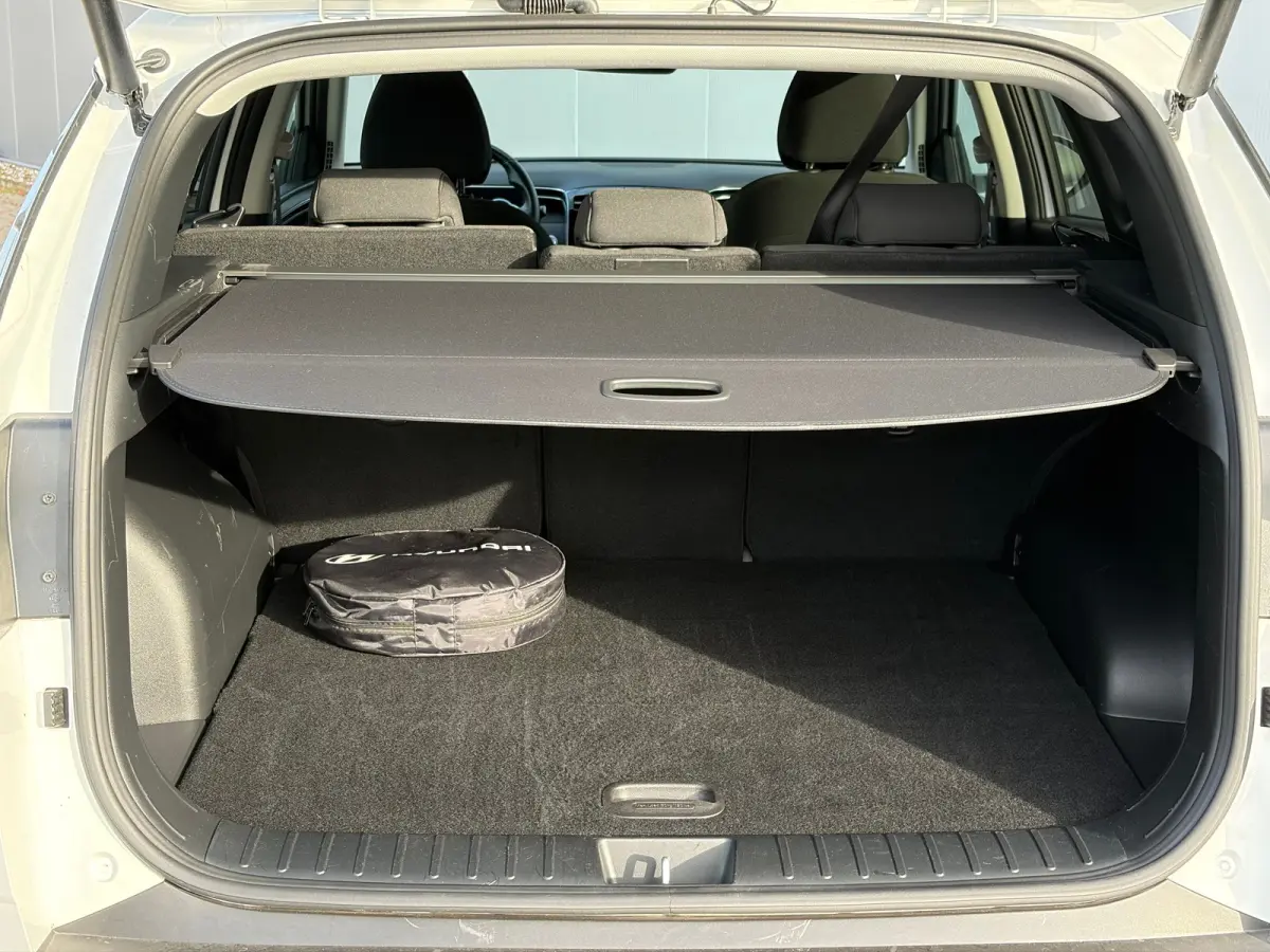 1.6 T-GDI 265pk PHEV Comfort Smart 4WD | Climate | Camera | Carplay | Keyless | Navigatie | Full - Led | Elek. Klep | Winterpakket | 19" Lichtmetaal | Krell Audio | Digitale Cockpit | Parkee