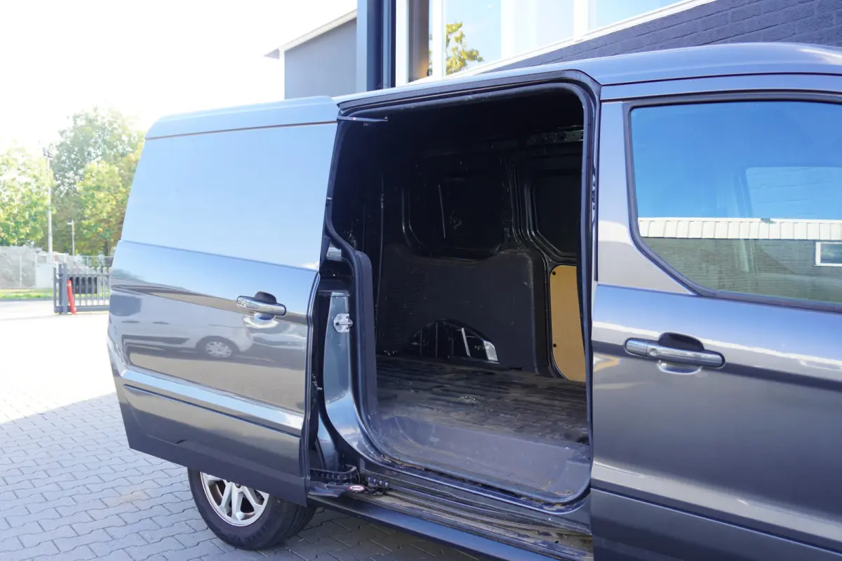 1.5 EcoBlue 120PK L2 Automaat Limited EURO 6 - AC/Climate - Navi - Cruise - €16.950,- Excl.