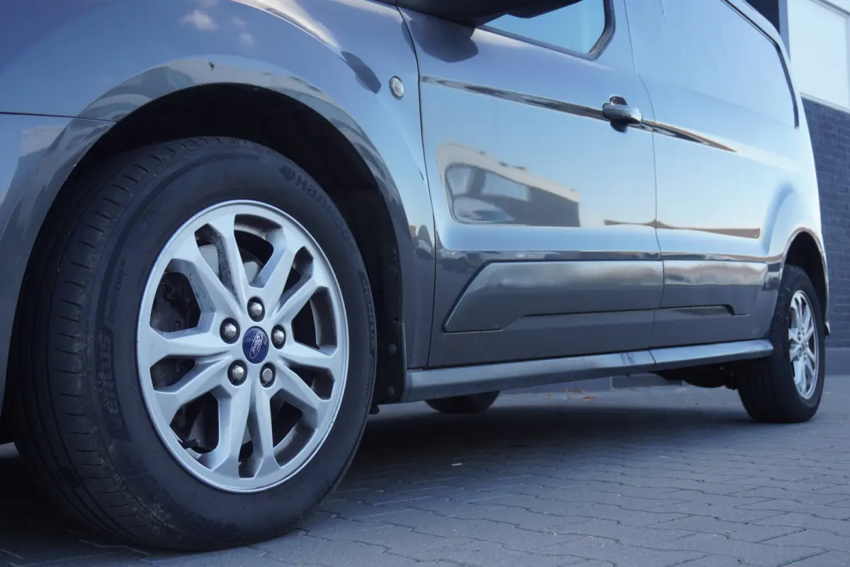 1.5 EcoBlue 120PK L2 Automaat Limited EURO 6 - AC/Climate - Navi - Cruise - €16.950,- Excl.