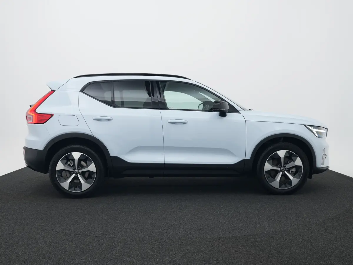 B4 Plus Dark | Harman/Kardon | Elek Stoelen | Camera | Trekhaak | All Season | Adaptive Cruise | BLIS | Pilot Assist