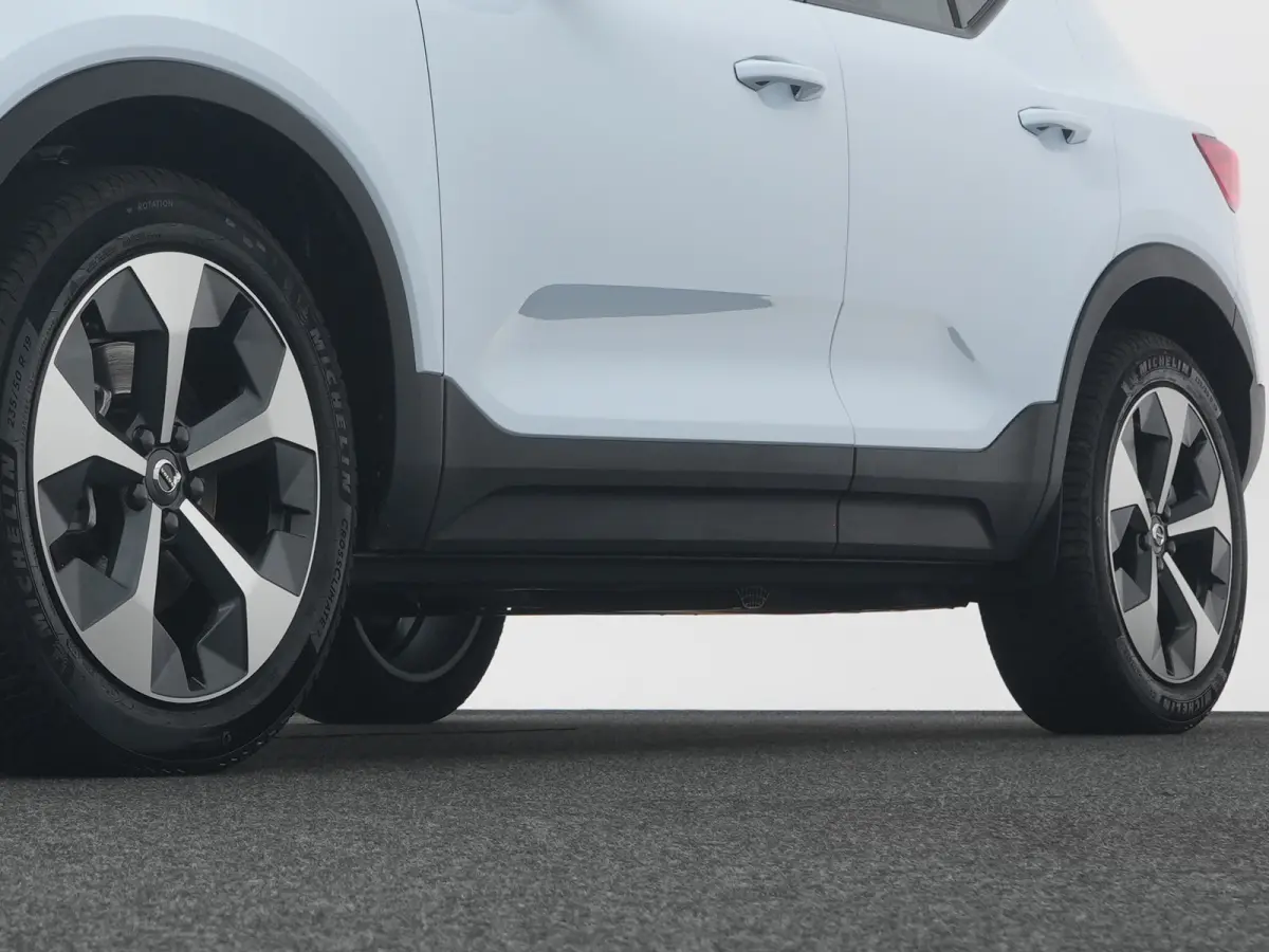 B4 Plus Dark | Harman/Kardon | Elek Stoelen | Camera | Trekhaak | All Season | Adaptive Cruise | BLIS | Pilot Assist