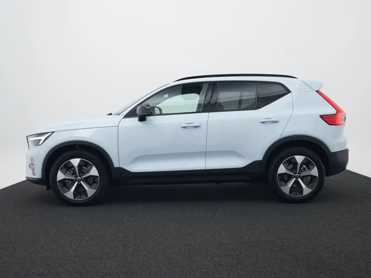 B4 Plus Dark | Harman/Kardon | Elek Stoelen | Camera | Trekhaak | All Season | Adaptive Cruise | BLIS | Pilot Assist