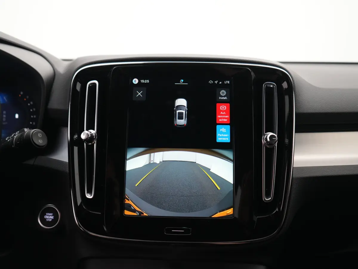 B4 Plus Dark | Harman/Kardon | Elek Stoelen | Camera | Trekhaak | All Season | Adaptive Cruise | BLIS | Pilot Assist