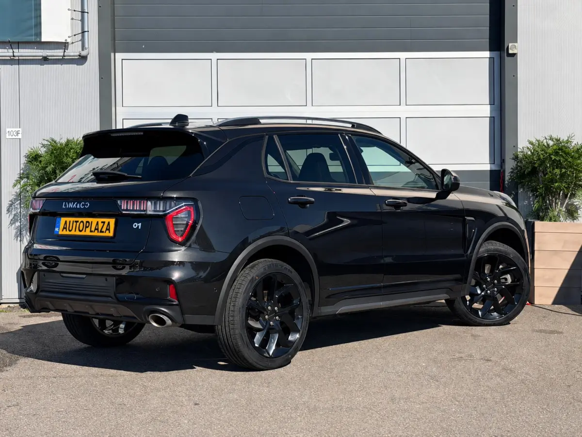 1.5 / Full Black / Plug-in Hybrid / Panorama / Inruil Mog.