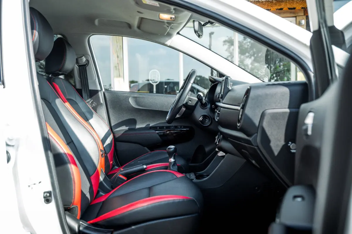 1.0 MPi GT-Line Edition I super zuinig I Carplay en camera I leer