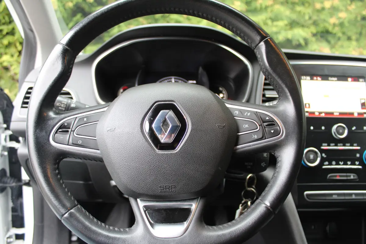 1.5 Blue dCi ZEN 116PK | Climate Control | NAVI | Trekhaak | PDC | Distributie vervangen! | EURO 6
