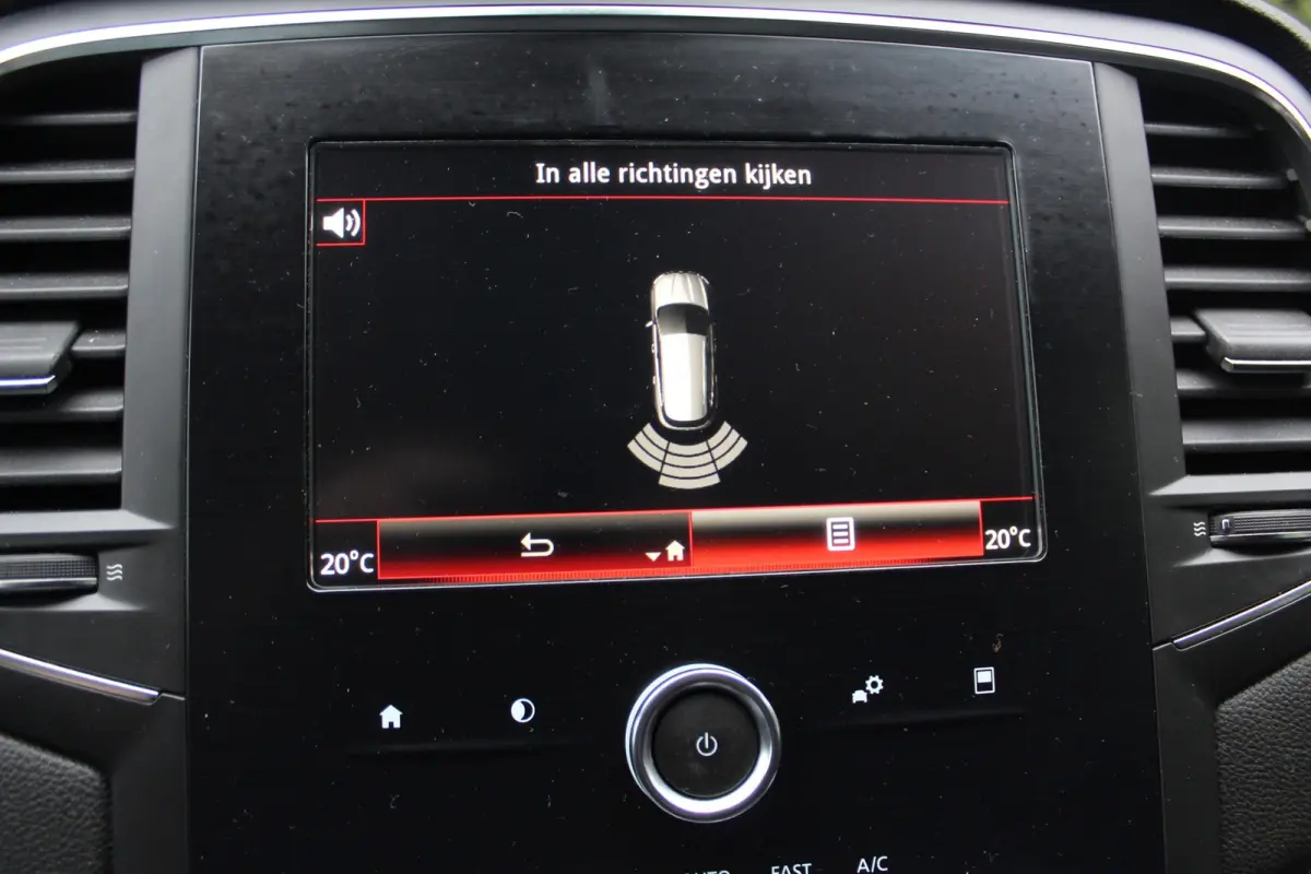 1.5 Blue dCi ZEN 116PK | Climate Control | NAVI | Trekhaak | PDC | Distributie vervangen! | EURO 6