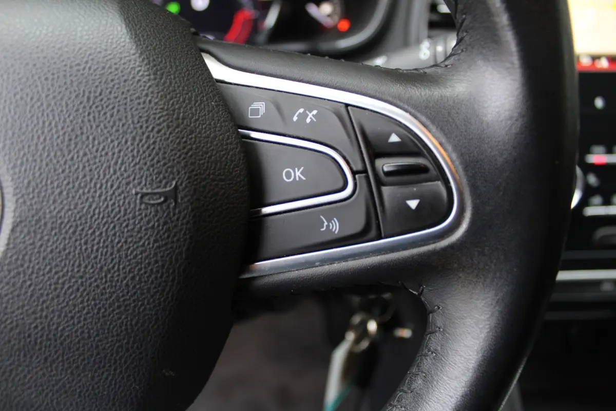 1.5 Blue dCi ZEN 116PK | Climate Control | NAVI | Trekhaak | PDC | Distributie vervangen! | EURO 6
