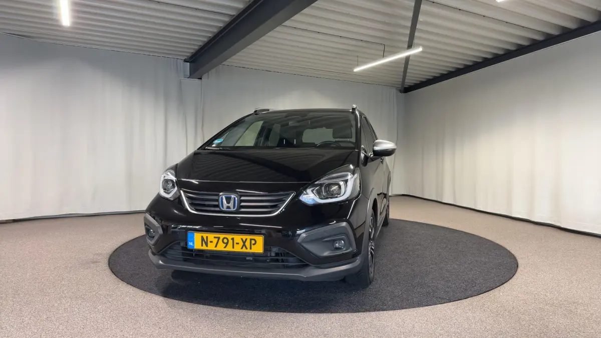 1.5 e:HEV Crosstar Automaat | Navi | Achteruitrijcamera