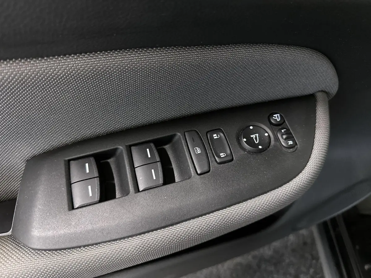 1.5 e:HEV Crosstar Automaat | Navi | Achteruitrijcamera