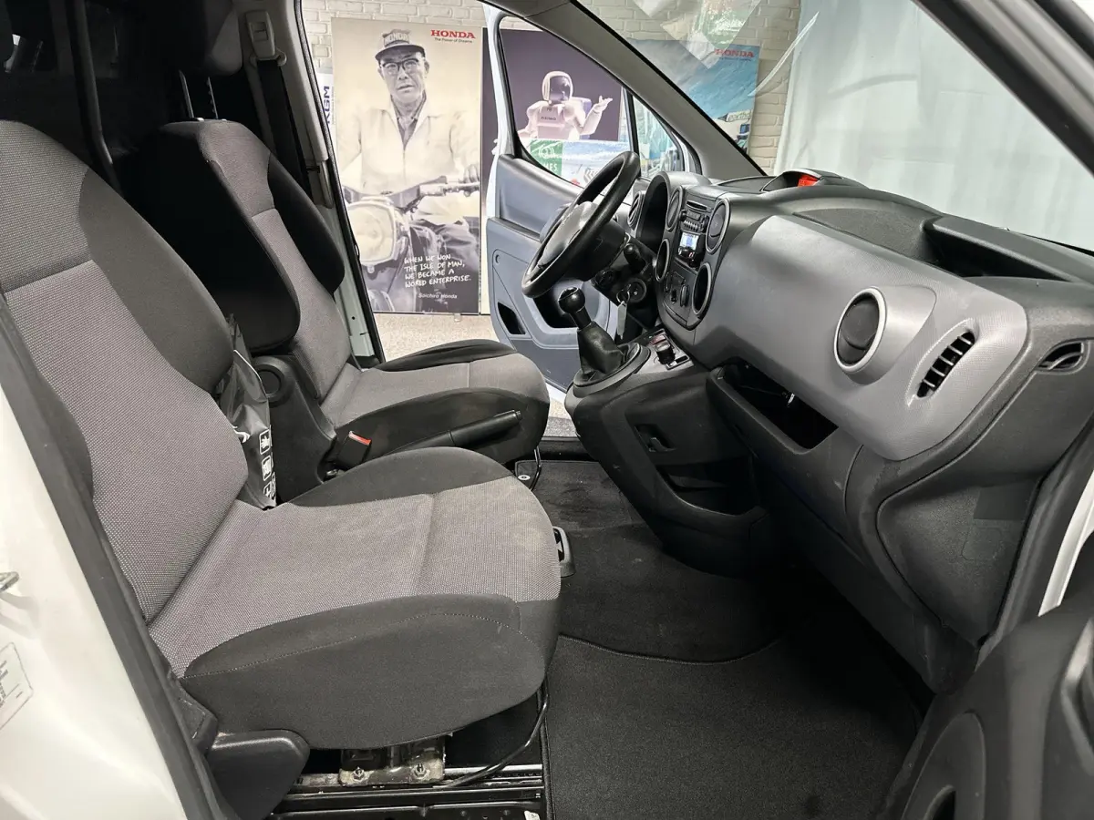 120 1.6 BlueHDi 75 L1 Profit+ Trekhaak | Cruise Control