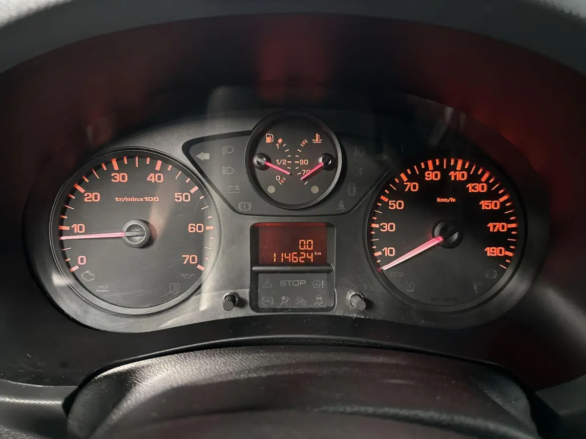 120 1.6 BlueHDi 75 L1 Profit+ Trekhaak | Cruise Control