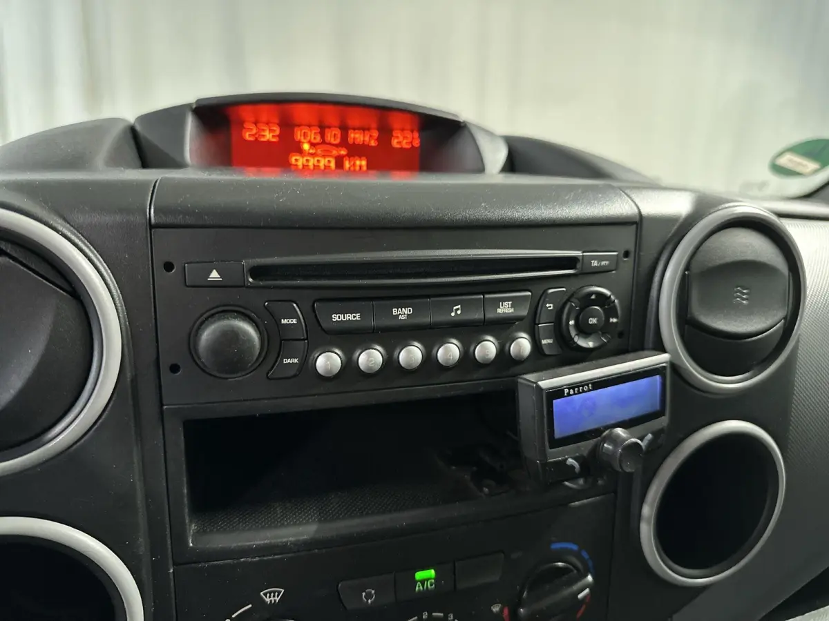 120 1.6 BlueHDi 75 L1 Profit+ Trekhaak | Cruise Control