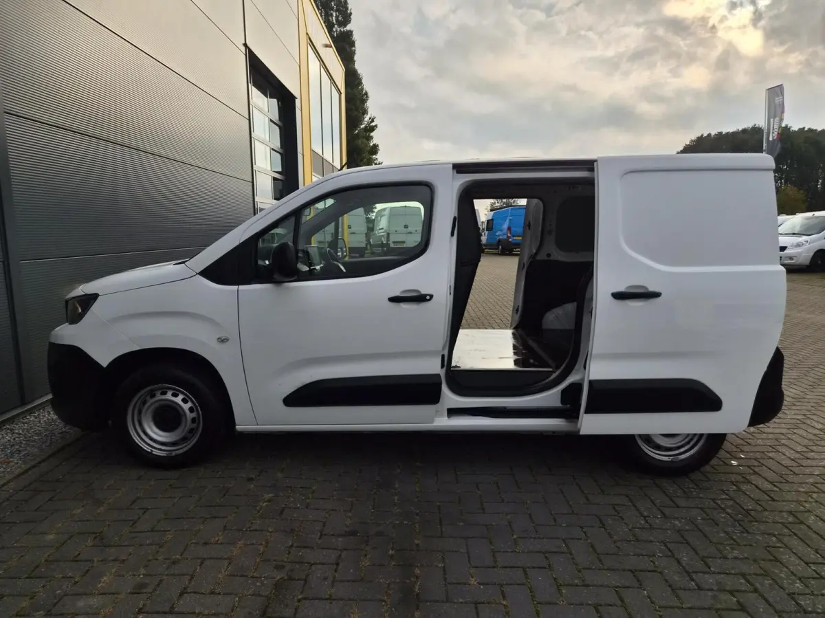 1.5 BlueHDI Airco Cruise Navi 2x-schuifd
