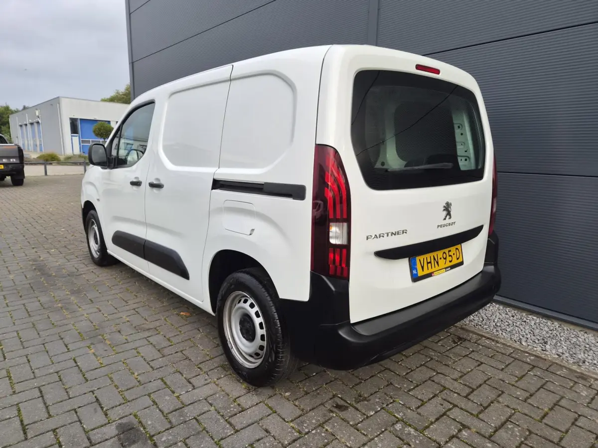 1.5 BlueHDI Airco Cruise Navi 2x-schuifd