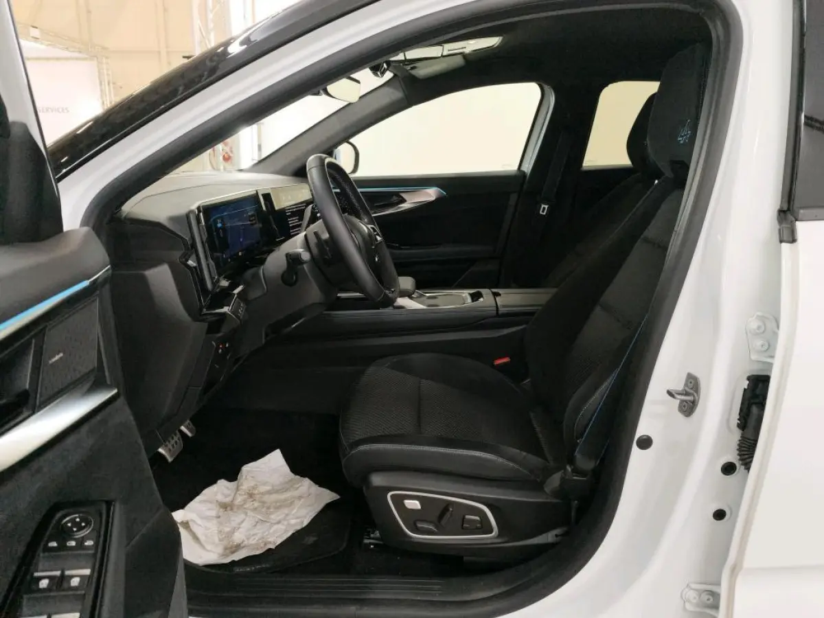 iconic esprit Alpine E-Tech full hybrid 200 | Trekhaak | Harman Kardon |