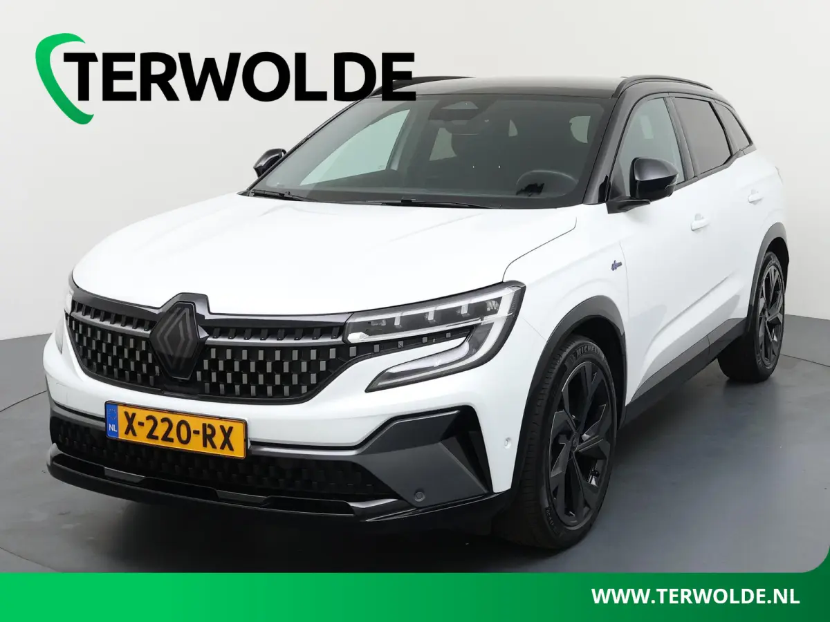 iconic esprit Alpine E-Tech full hybrid 200 | Trekhaak | Harman Kardon |