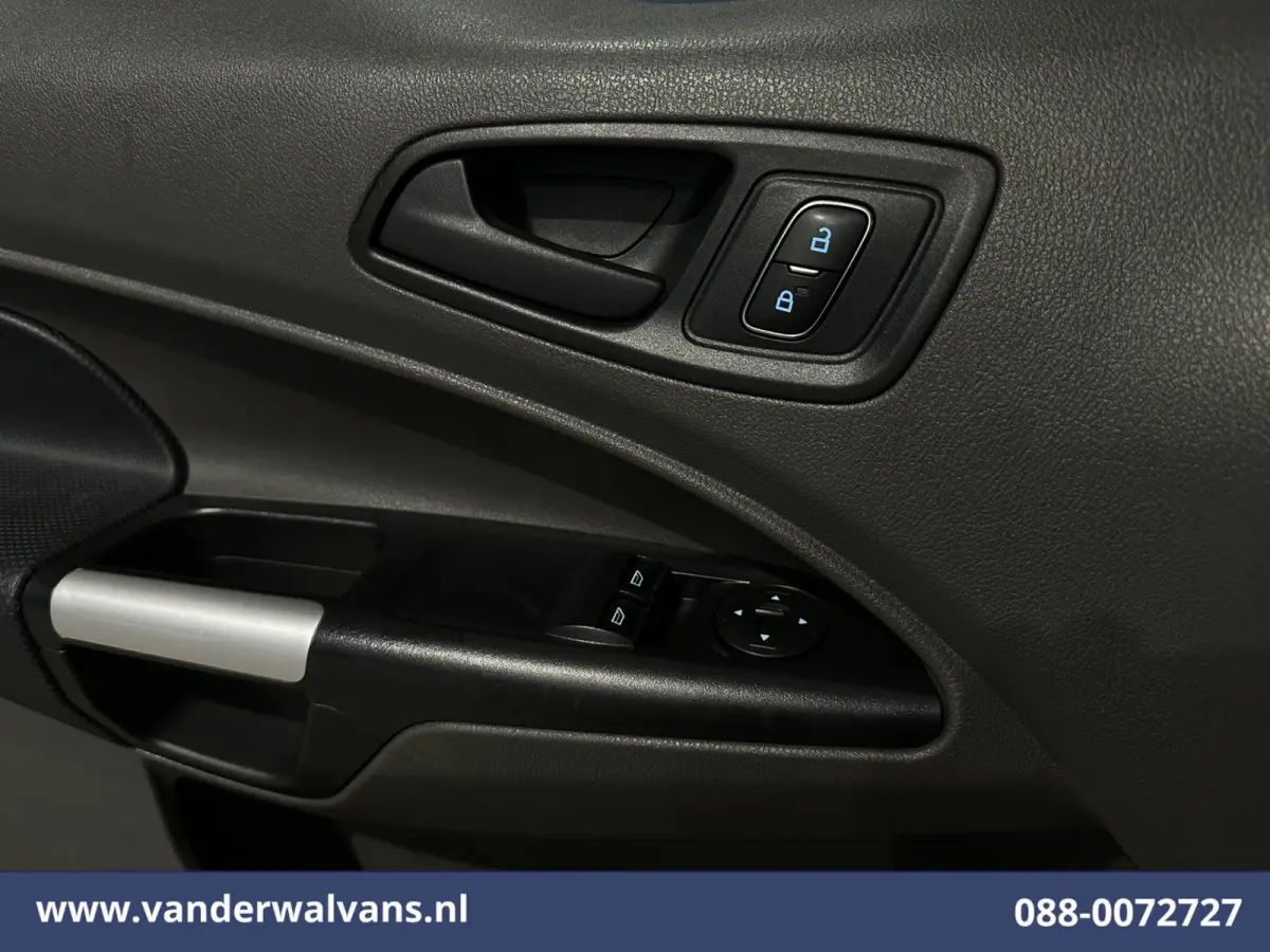 1.5 EcoBlue 101pk L1H1 Euro6 Airco | Camera | Navigatie | Apple Carplay | Stoelverwarming Android Auto, Verwarmde voorruit, Parkeersensoren