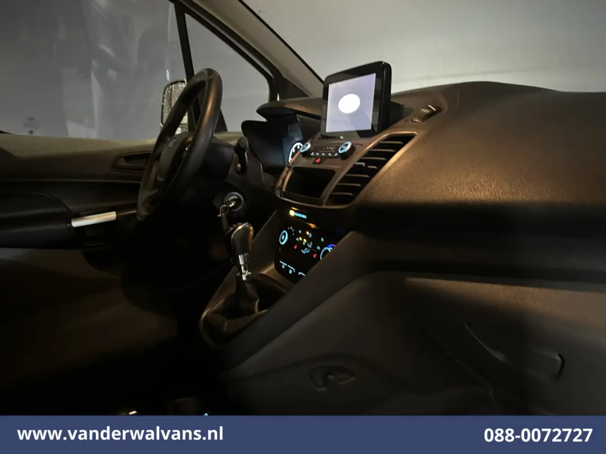 1.5 EcoBlue 101pk L1H1 Euro6 Airco | Camera | Navigatie | Apple Carplay | Stoelverwarming Android Auto, Verwarmde voorruit, Parkeersensoren