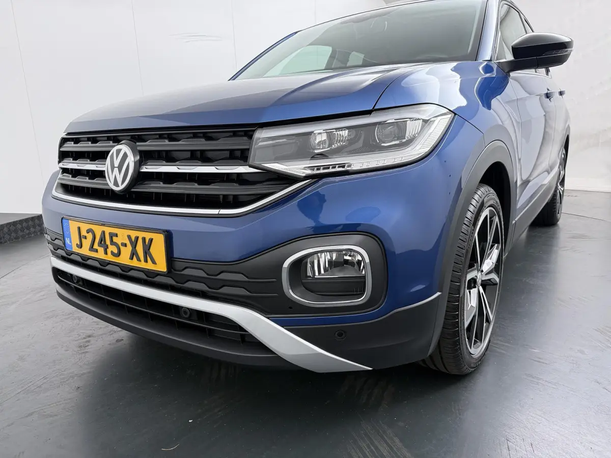 1.0 TSI Style | AUTOMAAT | Navigatie | Parkeercamera | Stoelverw. |