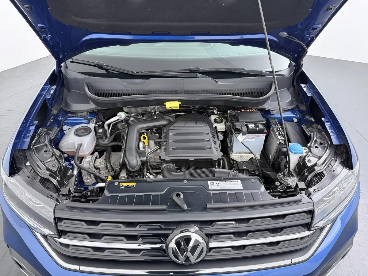 1.0 TSI Style | AUTOMAAT | Navigatie | Parkeercamera | Stoelverw. |