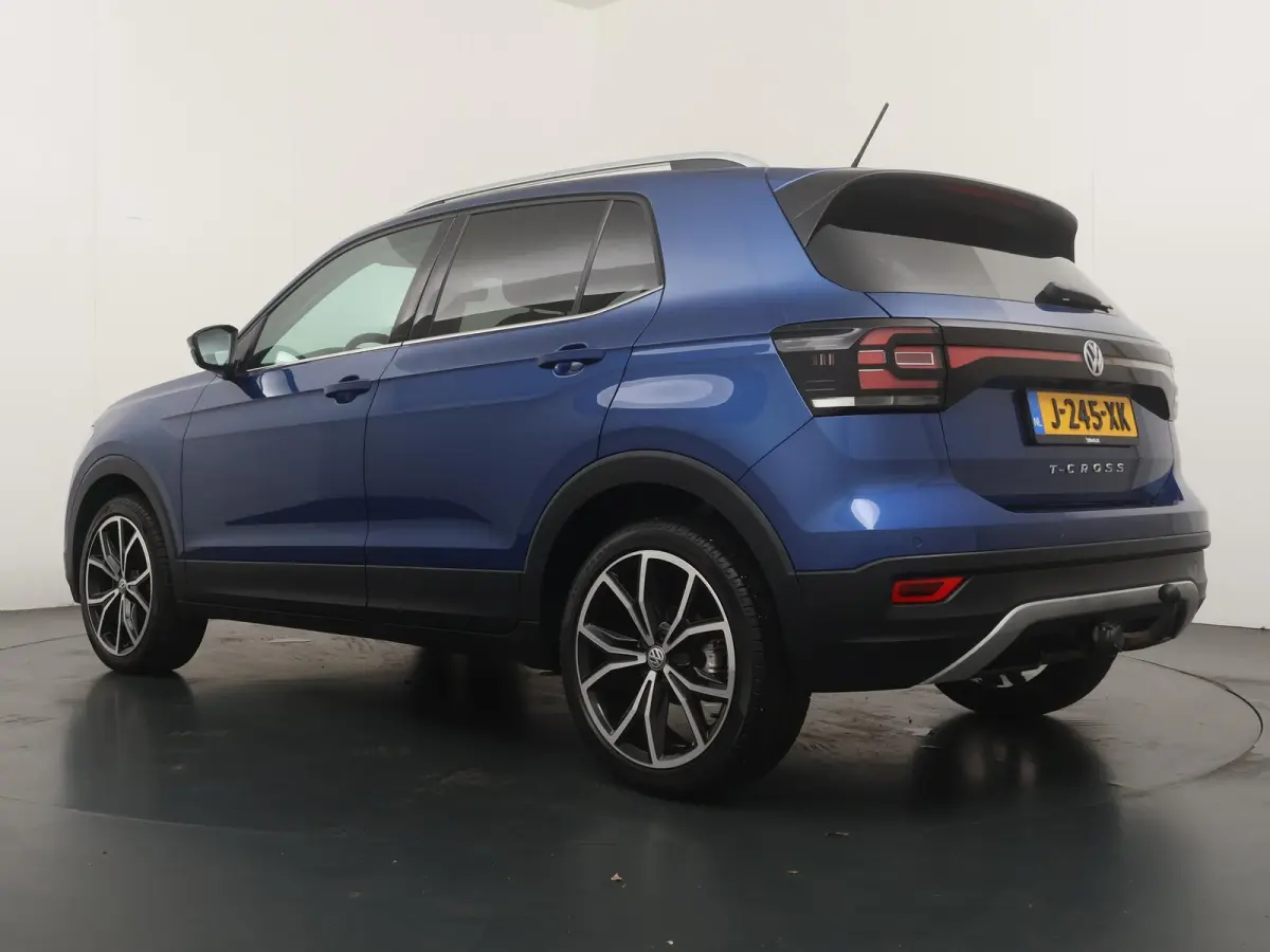 1.0 TSI Style | AUTOMAAT | Navigatie | Parkeercamera | Stoelverw. |