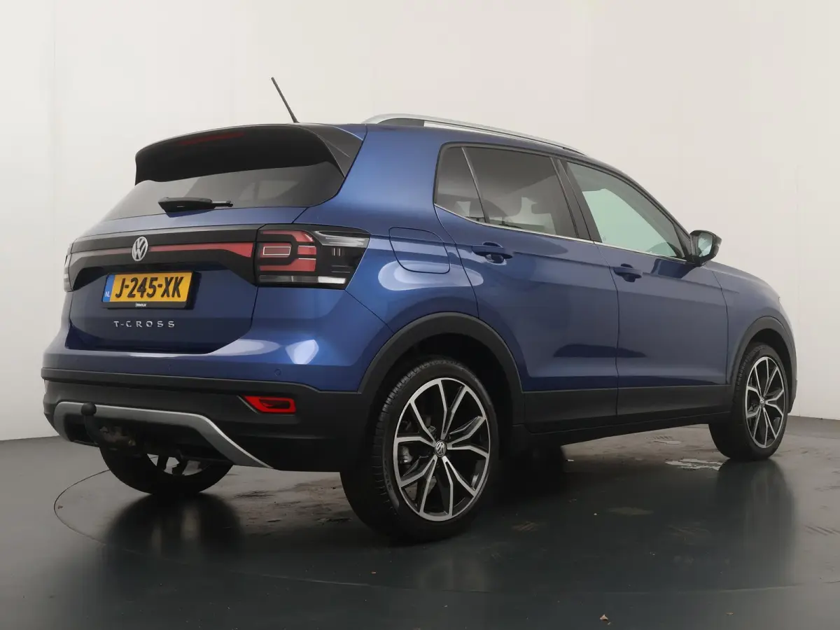 1.0 TSI Style | AUTOMAAT | Navigatie | Parkeercamera | Stoelverw. |