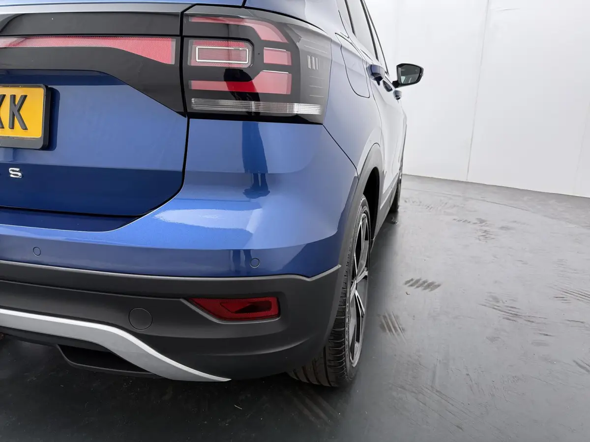 1.0 TSI Style | AUTOMAAT | Navigatie | Parkeercamera | Stoelverw. |