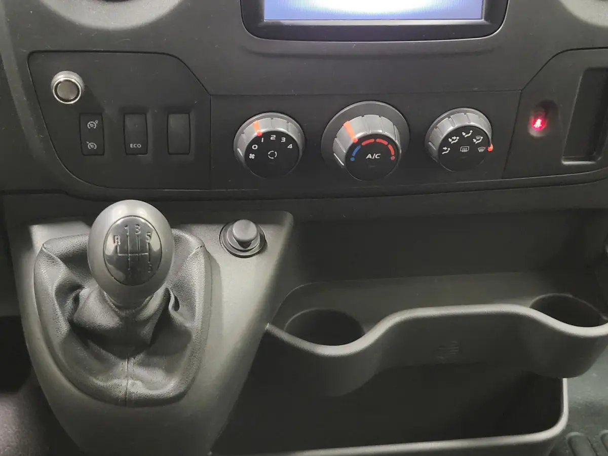 2.3dCi 130pk L2/H2 Imperiaal Euro 6!