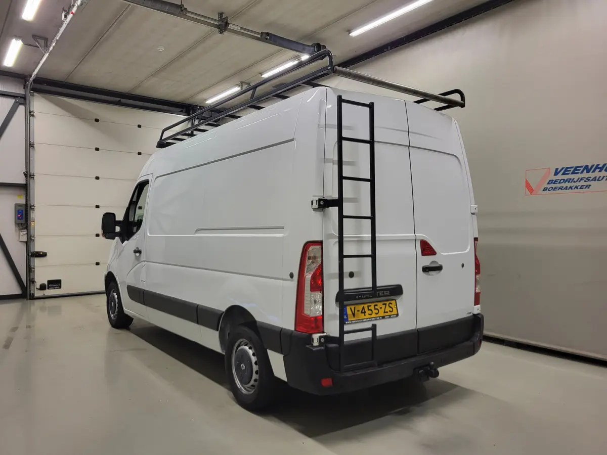2.3dCi 130pk L2/H2 Imperiaal Euro 6!
