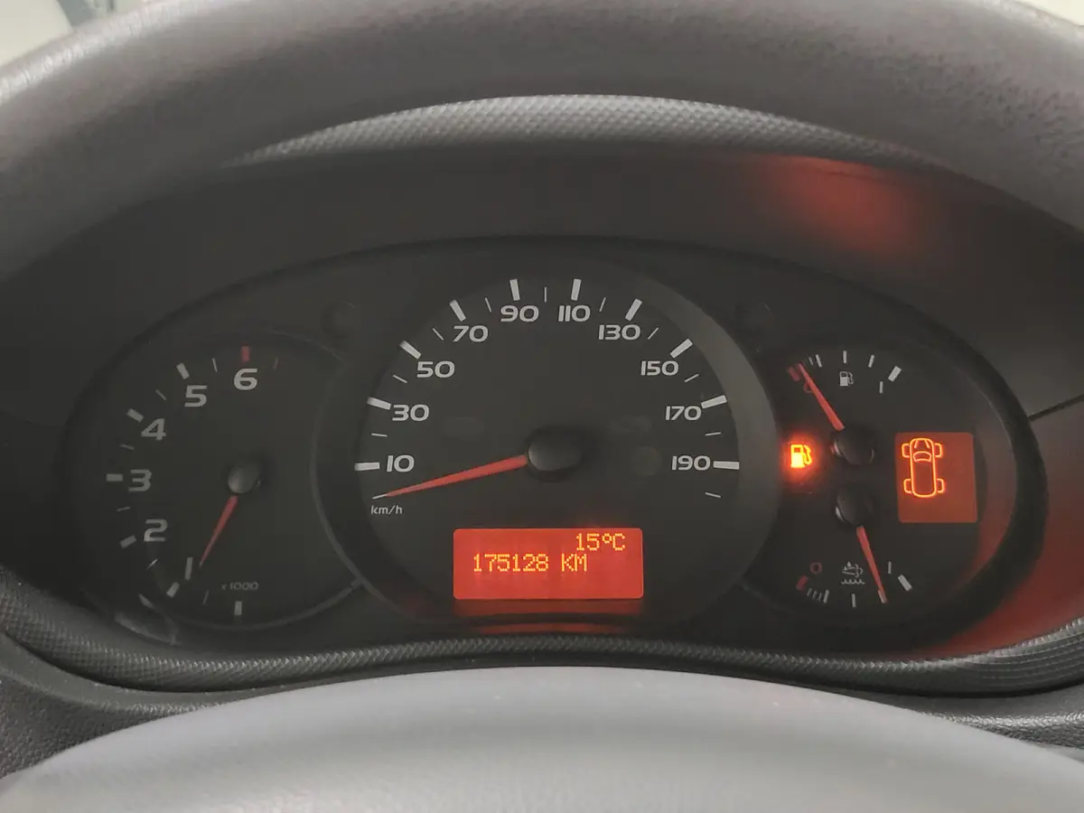 2.3dCi 130pk L2/H2 Imperiaal Euro 6!