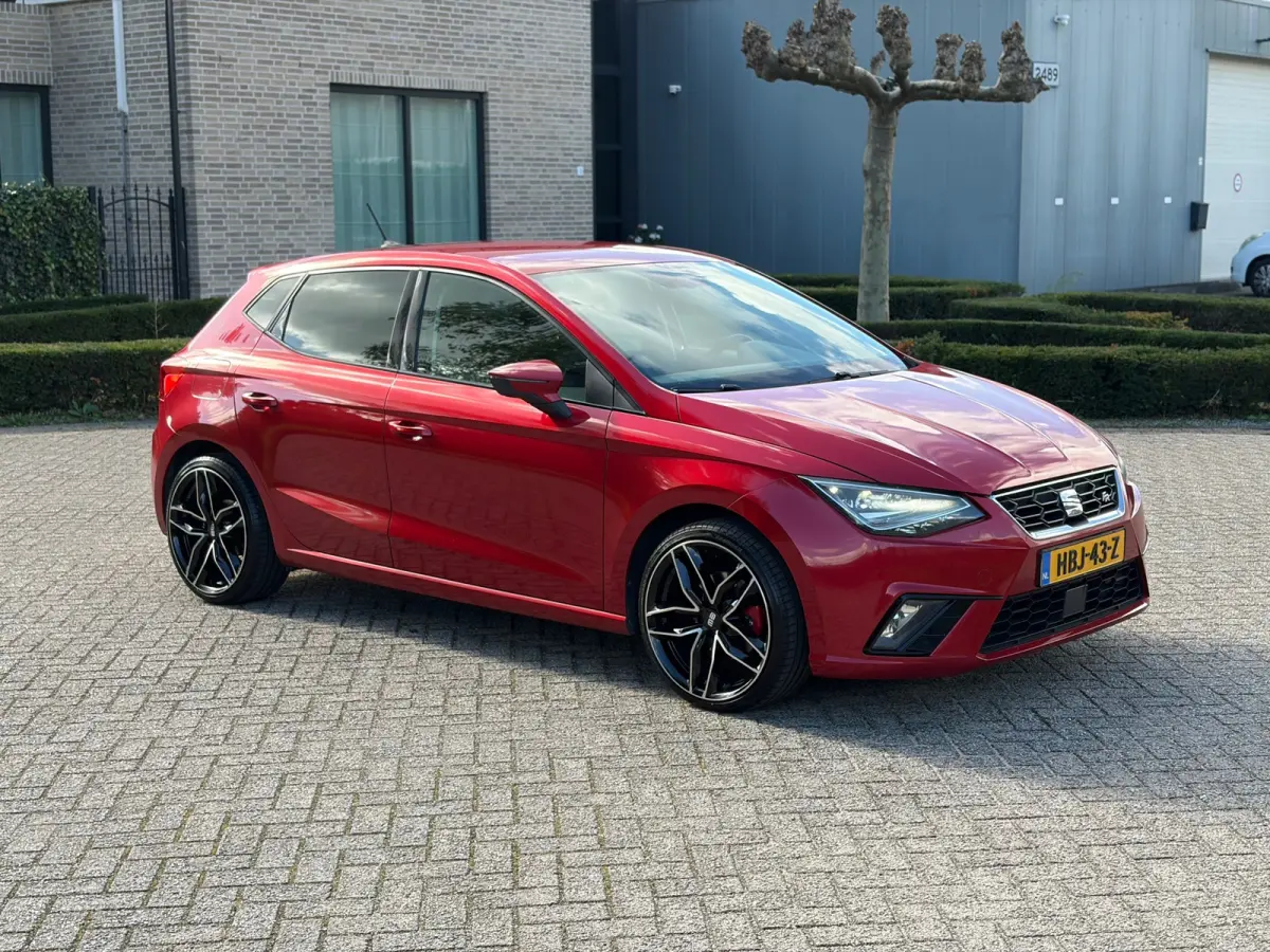 1.0 TSI FR 116PK I CARPLAY I PDC I CRUISE I CLIMA I NWE BANDEN
