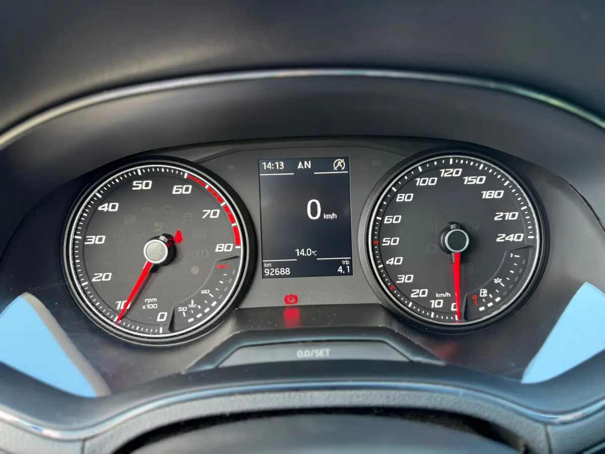 1.0 TSI FR 116PK I CARPLAY I PDC I CRUISE I CLIMA I NWE BANDEN