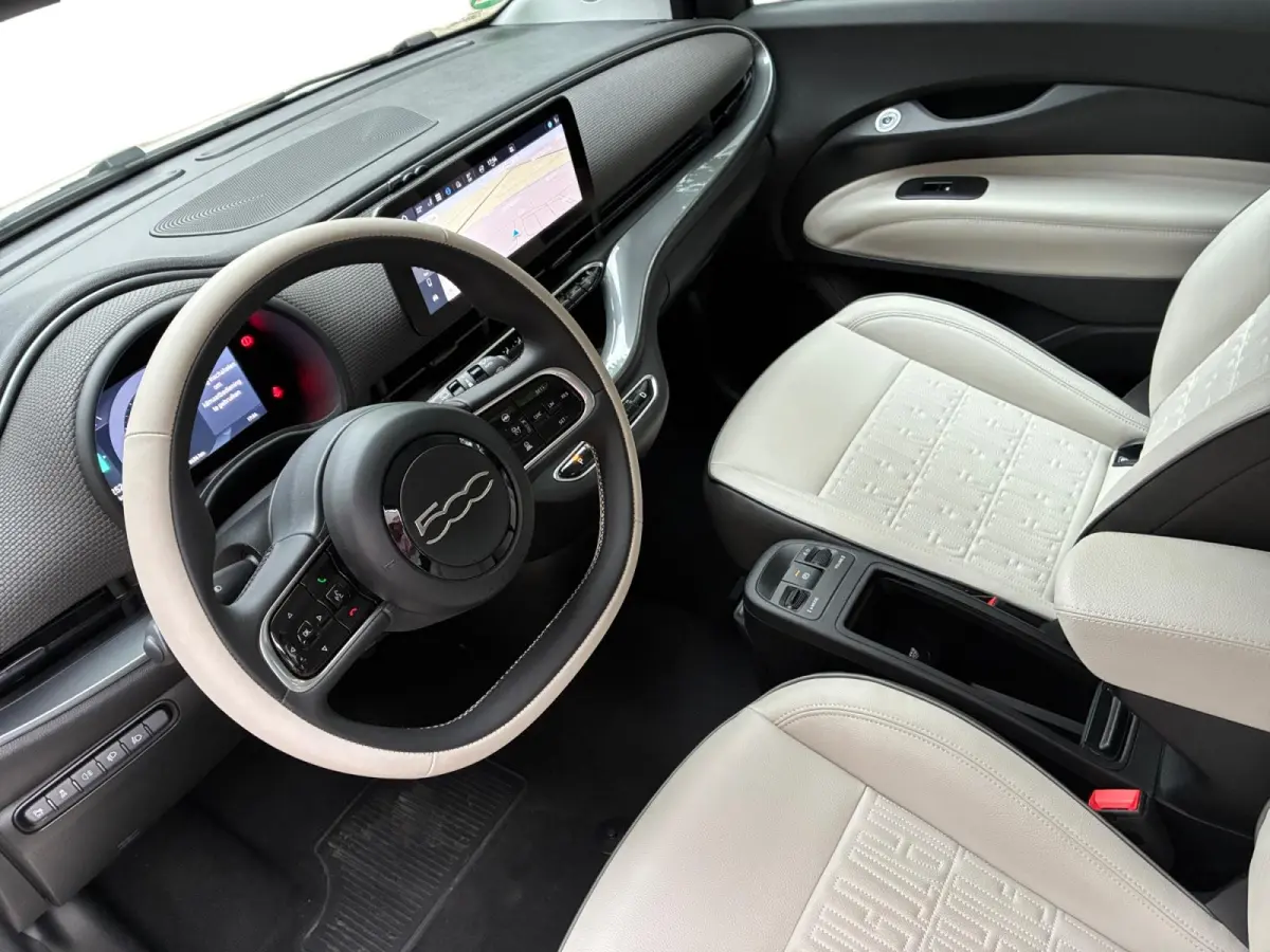 La Prima 42 kWh NAVI | LEDER | LM VELGEN | SOH 98,43%