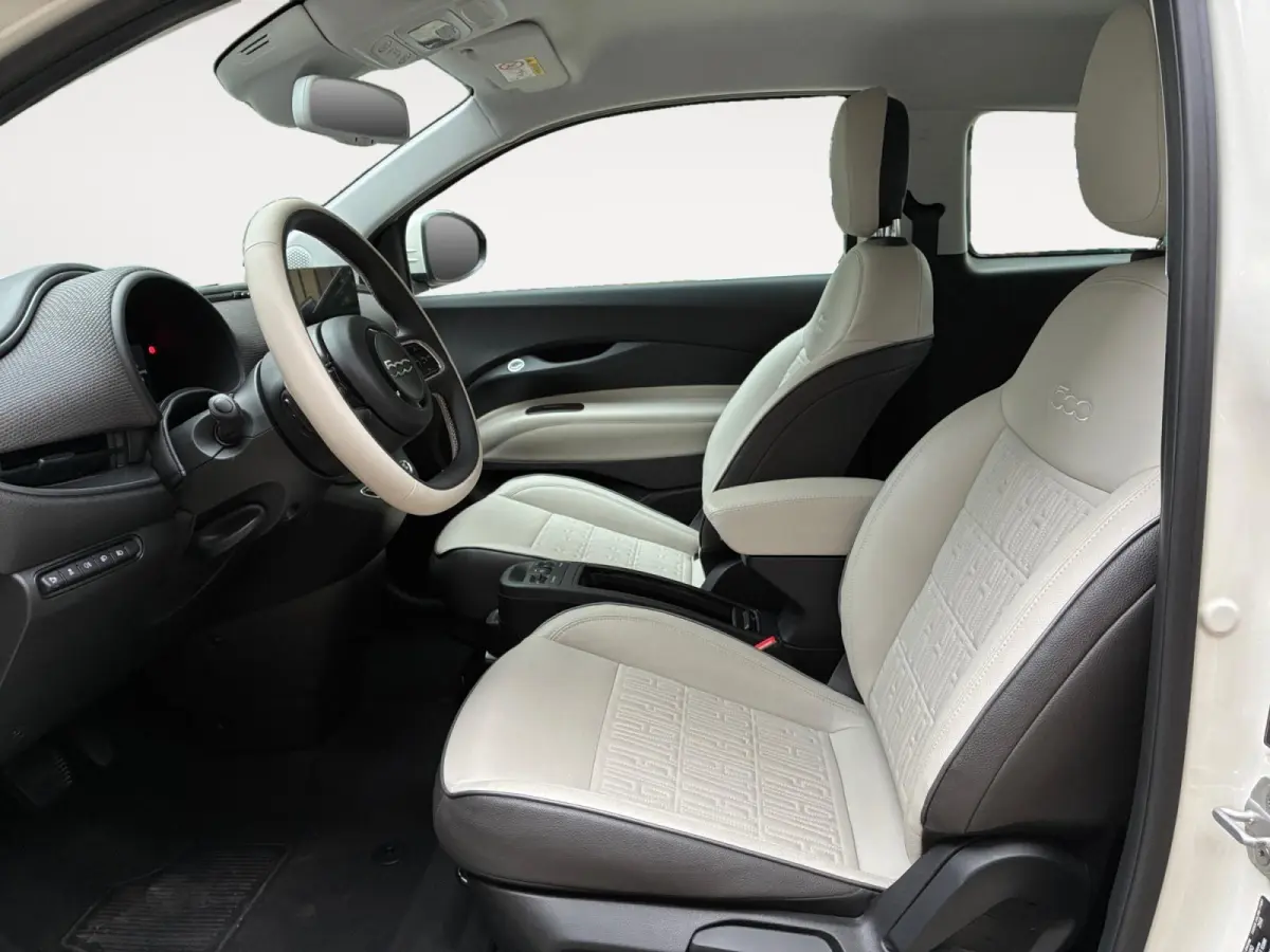 La Prima 42 kWh NAVI | LEDER | LM VELGEN | SOH 98,43%