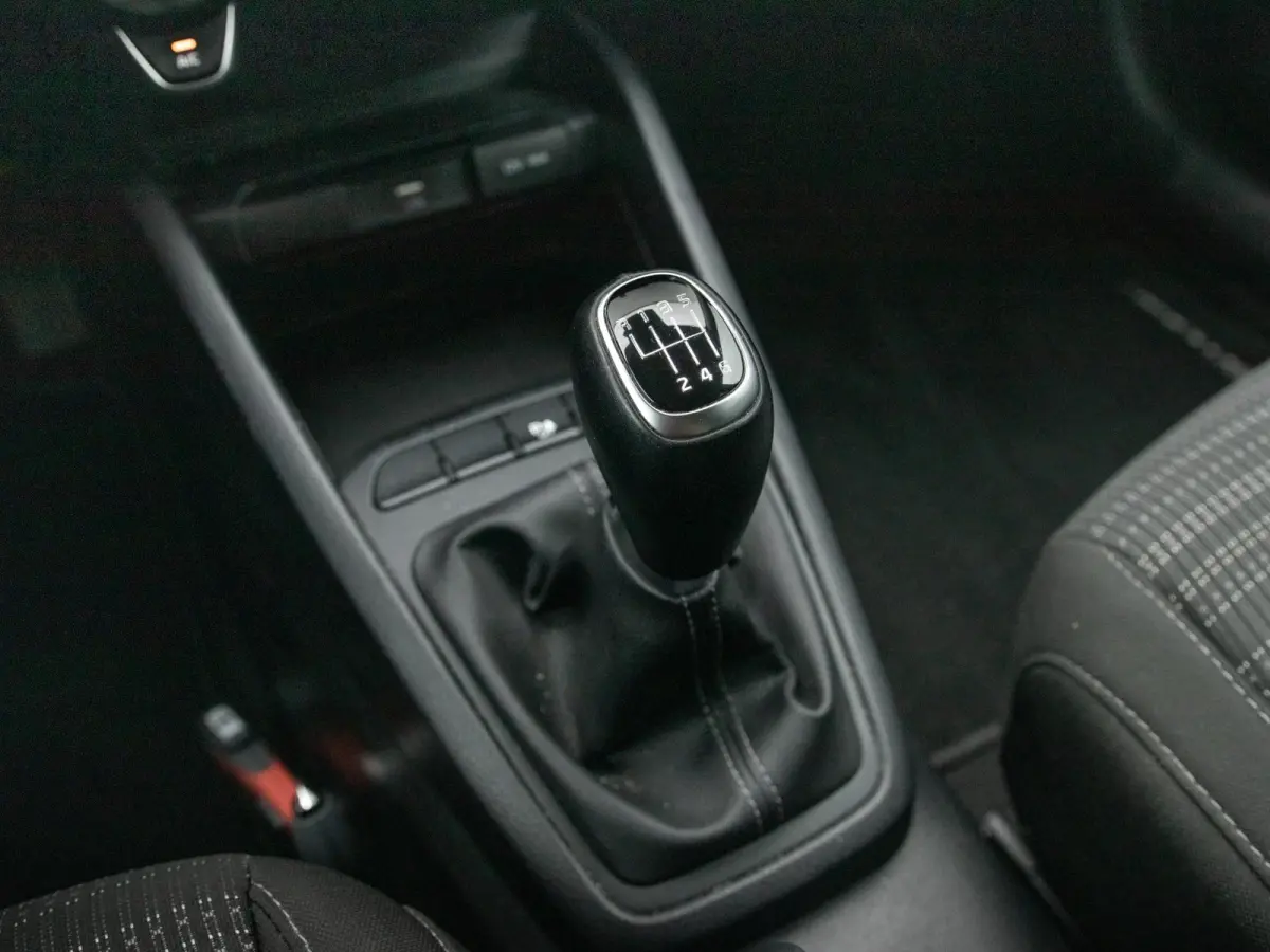 1.0 T-GDi MHEV DynamicLine l Camera l Apple Carplay en Android Auto